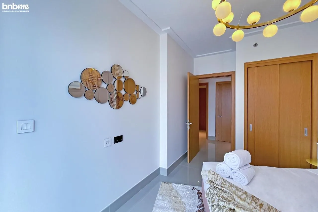 Bnbme - Opera Grand Apartment Dubai United Arab Emirates