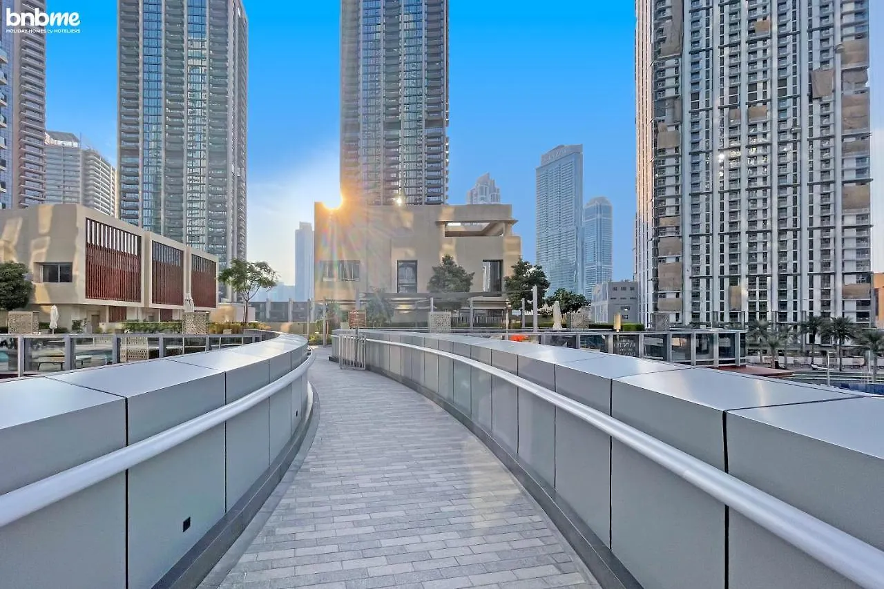 Bnbme - Opera Grand Apartment Dubai