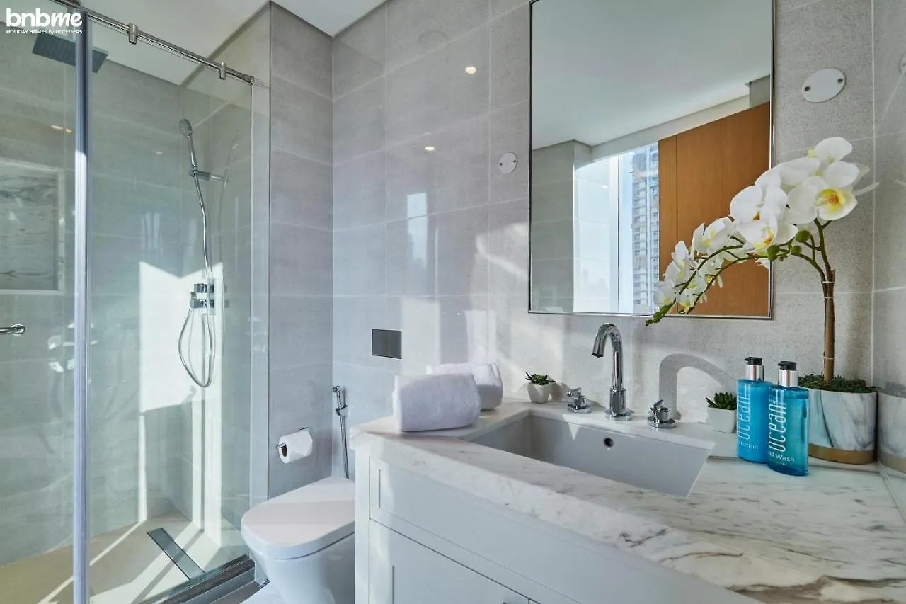 Bnbme - Opera Grand Apartment Dubai